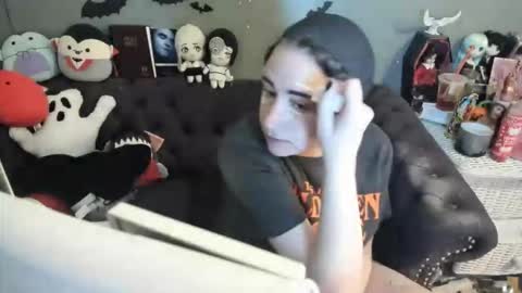 Snapshot of sugary_sweet chatting on 11-12-25, 07:46 Sugary online show from 11-12-25, 07:46