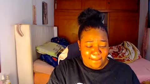 Snapshot of suggarbaby1 chatting on 12-19-25, 05:03 Cami Back in 2 hours online show from 12-19-25, 05:03