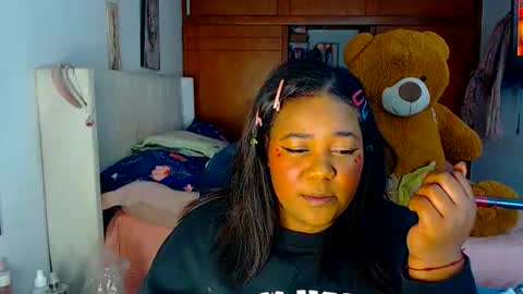 Snapshot of suggarbaby1 chatting on 01-16-26, 04:38 Cami Back in 2 hours online show from 01-16-26, 04:38