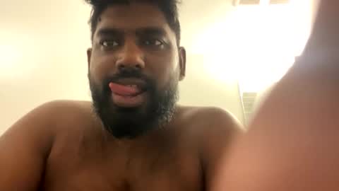 Snapshot of suggnight chatting on 11-21-25, 02:38 Let me be your knight that saves you online show from 11-21-25, 02:38