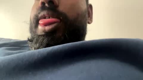 Snapshot of suggnight chatting on 12-01-25, 08:36 Let me be your knight that saves you online show from 12-01-25, 08:36