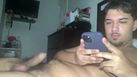 john.  online show from 01-01-25, 06:37