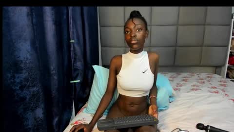 suhaila_suu online show from 01-08-25, 12:17