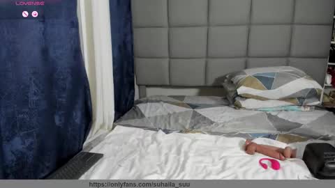 suhaila_suu online show from 10-19-25, 11:49