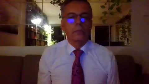 Suit  tie horny online show from 09-10-25, 10:21