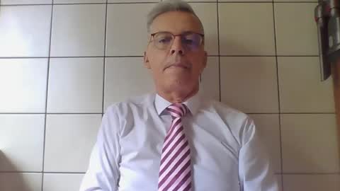 Suit  tie horny online show from 07-25-26, 08:45