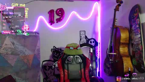 Sukylee online show from 09-08-25, 03:22