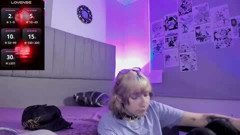 Snapshot of sukifuyu__ chatting on 12-20-24, 12:38    online show from 12-20-24, 12:38
