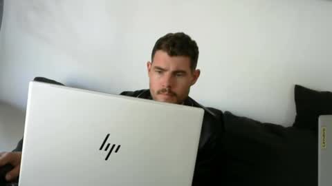 The Sultan online show from 09-18-25, 04:20