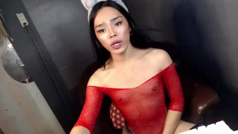 Snapshot of sultry_sirenxx chatting on 02-15-25, 11:06 sultry_sirenxx online show from 02-15-25, 11:06