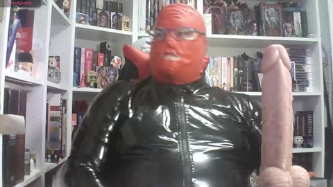 Snapshot of sumisolatex chatting on 12-22-25, 11:57 Sumisolatex online show from 12-22-25, 11:57