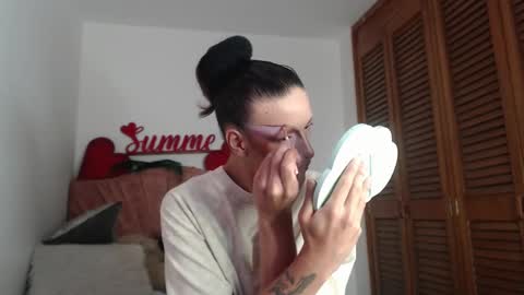 Snapshot of summer__xo chatting on 12-07-24, 06:59 Summer online show from 12-07-24, 06:59