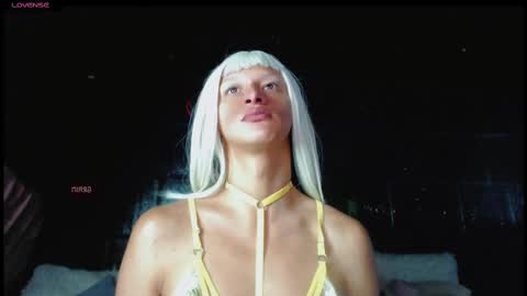 Snapshot of summer__xo chatting on 02-15-25, 08:11 Summer online show from 02-15-25, 08:11