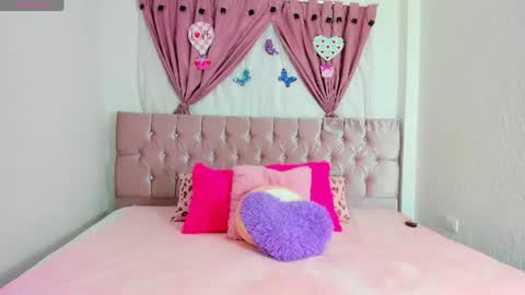 summer_girls01 online show from 07-10-26, 01:21