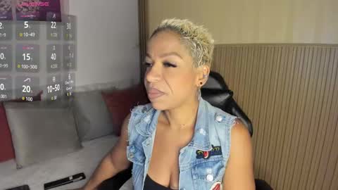 Summer online show from 11-22-25, 11:42