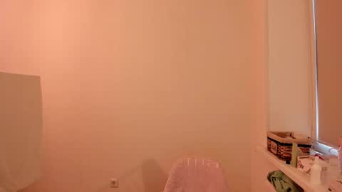 Summer Preston online show from 02-22-25, 08:18