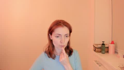 Snapshot of summer_preston chatting on 05-21-26, 01:01 Summer Preston online show from 05-21-26, 01:01