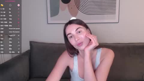 Snapshot of summer_time13 chatting on 11-18-25, 04:55 Liby online show from 11-18-25, 04:55