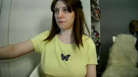 Snapshot of summerbluesky chatting on 06-21-26, 03:47 summerbluesky online show from 06-21-26, 03:47