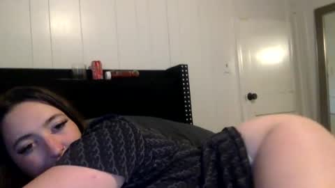 Snapshot of summerlee9 chatting on 07-02-26, 11:44 summerlee9 online show from 07-02-26, 11:44