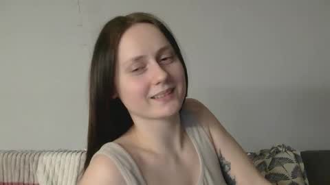 Snapshot of sun_sparkle chatting on 01-08-26, 01:57 Olivia online show from 01-08-26, 01:57