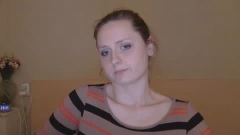 Snapshot of sun_sparkle chatting on 06-20-26, 08:33 Olivia online show from 06-20-26, 08:33