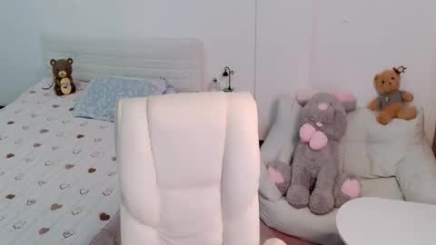 Lucis online show from 12-14-25, 07:25