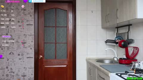 Tina. Im topless model  online show from 12-10-24, 08:51