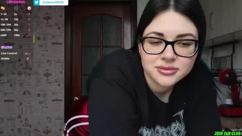 Tina. Im topless model  online show from 02-21-25, 12:28