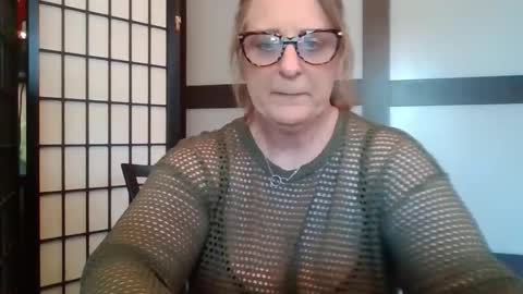 Snapshot of sunflower556 chatting on 05-15-26, 06:48 Sunflower online show from 05-15-26, 06:48