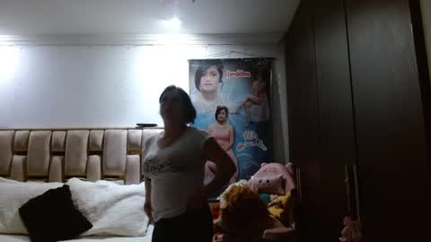 Snapshot of sunflower_dance chatting on 05-26-26, 11:34 Jeraldine online show from 05-26-26, 11:34