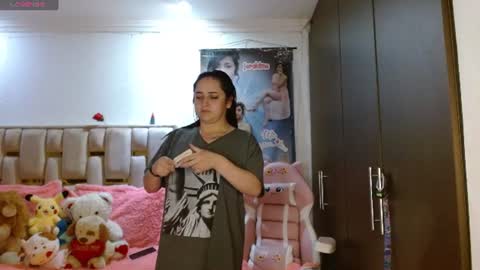Snapshot of sunflower_dance chatting on 07-29-26, 01:04 Jeraldine online show from 07-29-26, 01:04