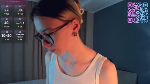 Kiki online show from 03-24-26, 01:10