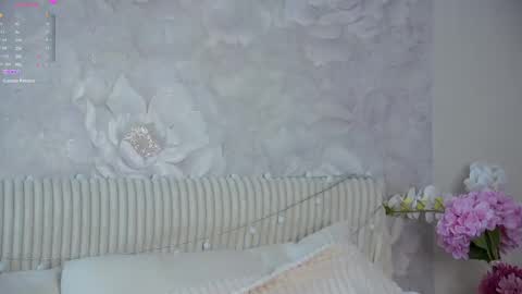 Lily online show from 04-22-26, 02:51