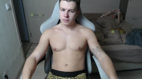 Snapshot of sunny1girl chatting on 02-06-25, 05:57 Alice and Sergey online show from 02-06-25, 05:57