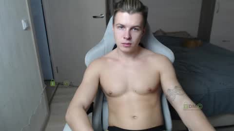 Snapshot of sunny1girl chatting on 02-12-25, 11:29 Alice and Sergey online show from 02-12-25, 11:29