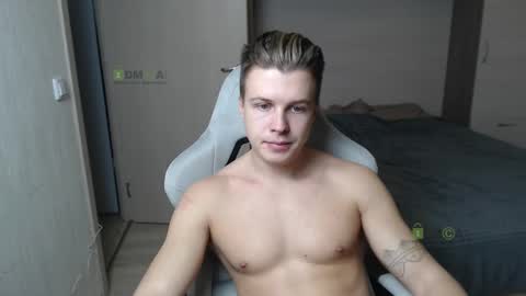 Snapshot of sunny1girl chatting on 02-12-25, 02:43 Alice and Sergey online show from 02-12-25, 02:43