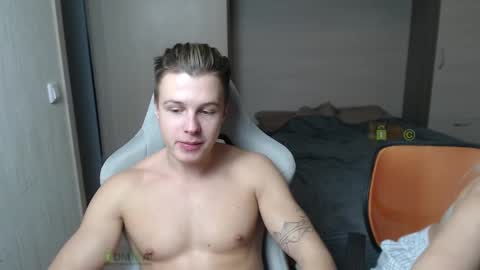 Snapshot of sunny1girl chatting on 02-12-25, 07:02 Alice and Sergey online show from 02-12-25, 07:02