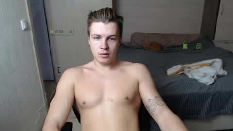 Snapshot of sunny1girl chatting on 02-24-25, 01:31 Alice and Sergey online show from 02-24-25, 01:31