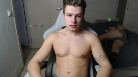 Snapshot of sunny1girl chatting on 03-03-25, 06:26 Alice and Sergey online show from 03-03-25, 06:26