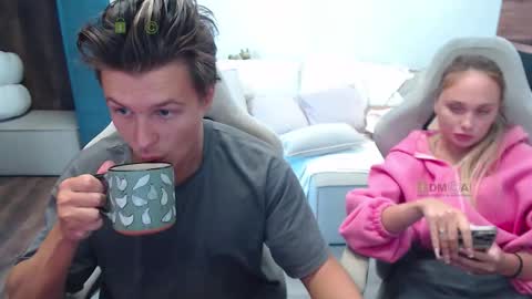 Snapshot of sunny1girl chatting on 10-01-25, 07:58 Alice and Sergey online show from 10-01-25, 07:58