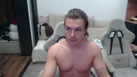 Alice and Sergey online show from 05-31-26, 08:43