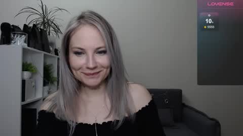 Naomi online show from 12-29-24, 12:09