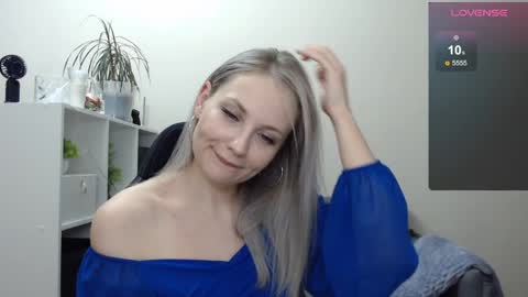 Naomi online show from 01-22-25, 12:06