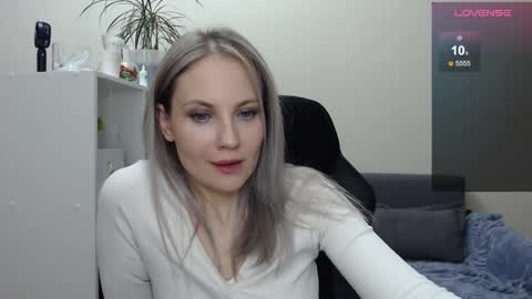 Naomi online show from 02-02-25, 02:48