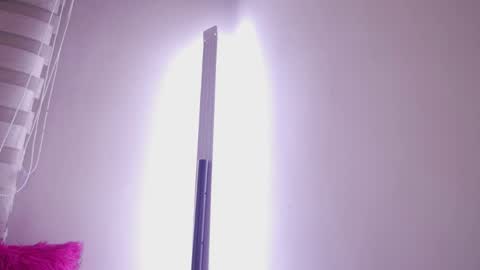 SUNNY online show from 05-28-26, 03:04