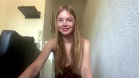 sunny_gaze online show from 07-28-26, 02:13