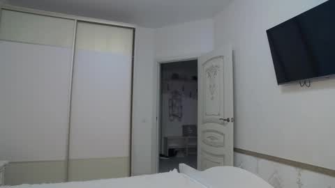 Vanessa online show from 03-30-26, 05:08