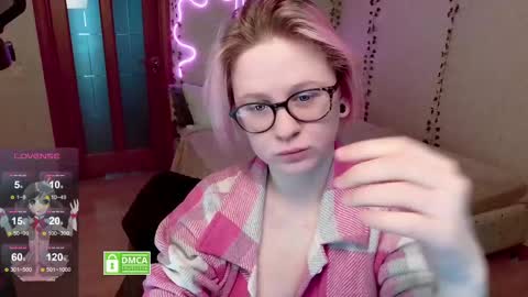 Snapshot of sunny_mood chatting on 02-21-25, 05:46 sunny mood online show from 02-21-25, 05:46