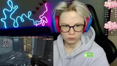 sunny mood online show from 11-12-25, 10:04